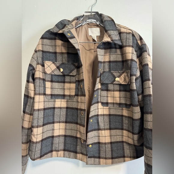 H&M Jackets & Blazers - H&M Plaid Shacket Jacket Womens Large Beige Gray Button Front Flannel Coat